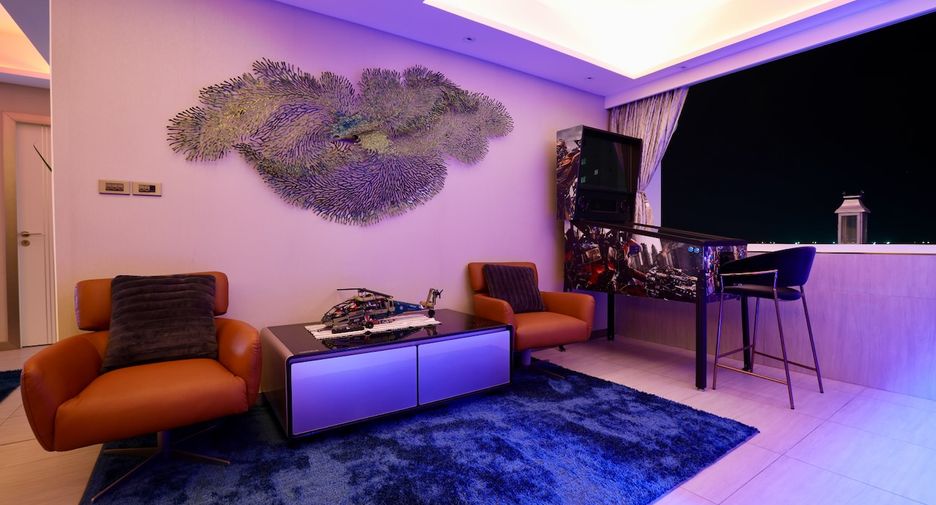 For rent そして for sale 2 ベッドルーム condo in Pratumnak, Pattaya