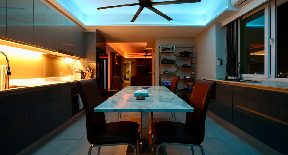 For rent そして for sale 2 ベッドルーム condo in Pratumnak, Pattaya