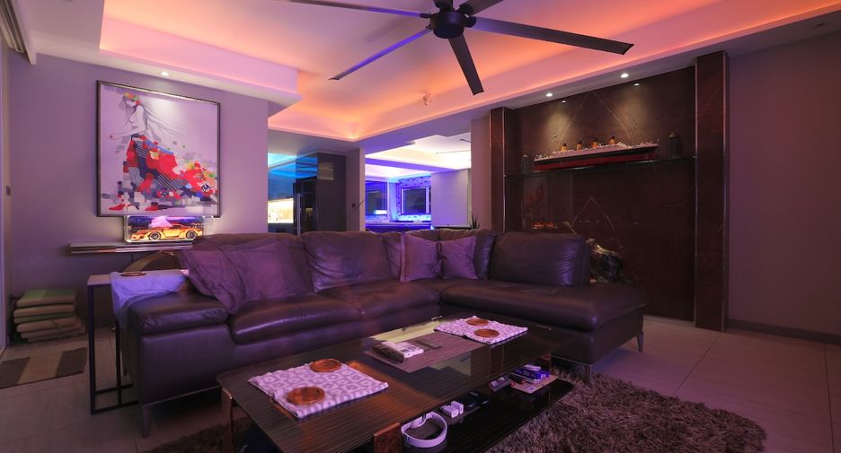 For rent そして for sale 2 ベッドルーム condo in Pratumnak, Pattaya