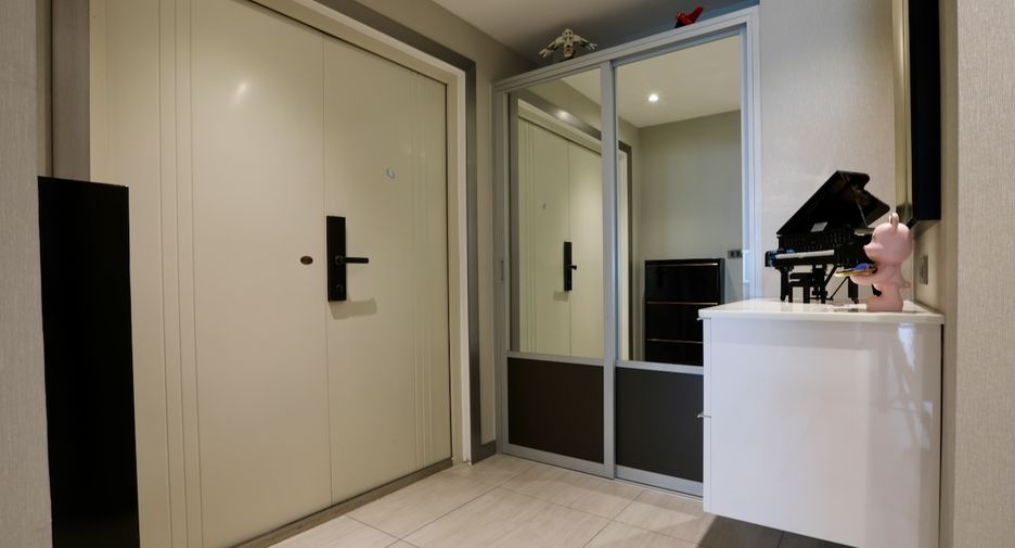 For rent そして for sale 2 ベッドルーム condo in Pratumnak, Pattaya