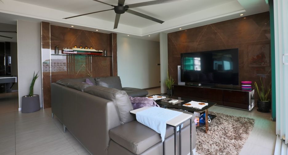 For rent そして for sale 2 ベッドルーム condo in Pratumnak, Pattaya