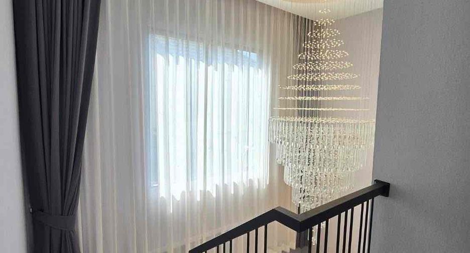 Villa zum Kauf mit 4 Zimmer in Bang Lamung, Chonburi