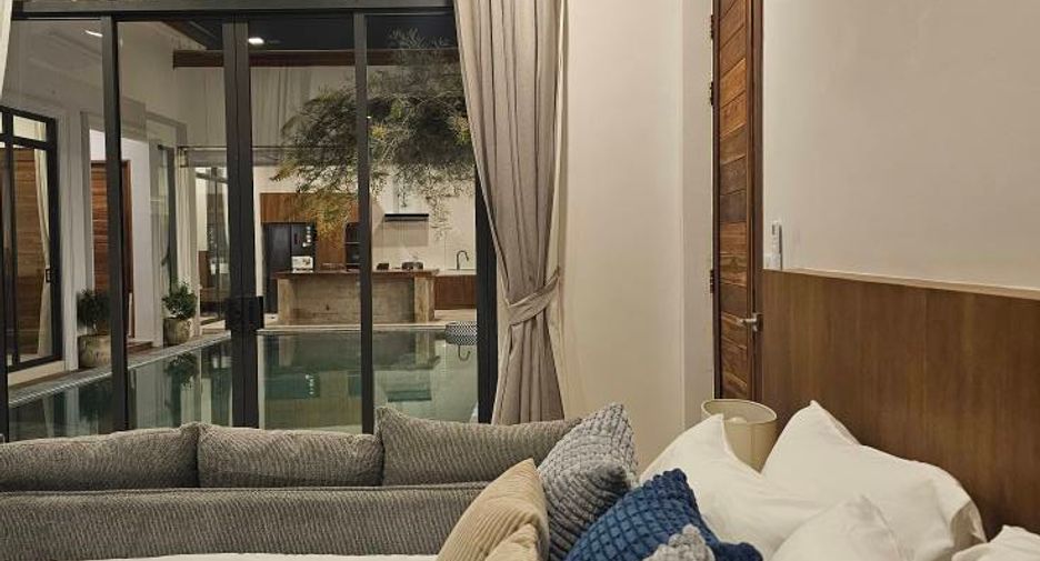 For rent 6 bedrooms villa in Thalang, Phuket