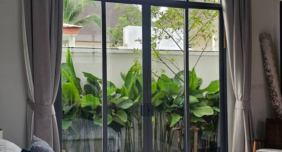For rent 6 bedrooms villa in Thalang, Phuket