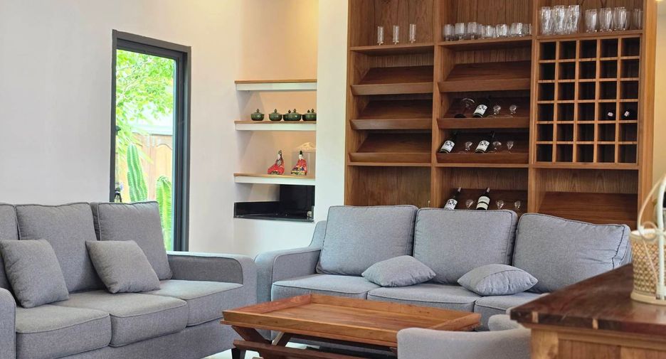 For rent 6 bedrooms villa in Thalang, Phuket
