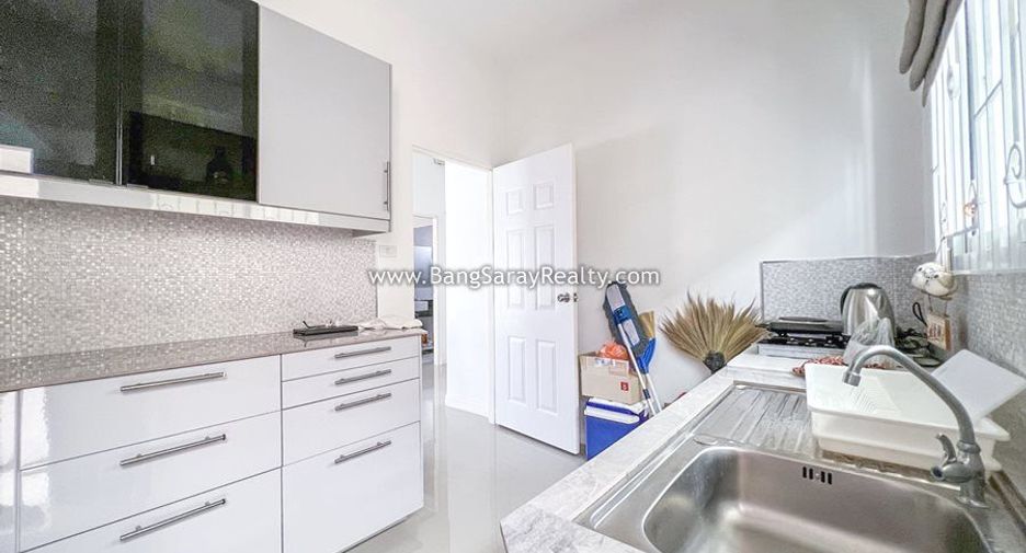 For sale 2 ベッドルーム house in Sattahip, Chonburi