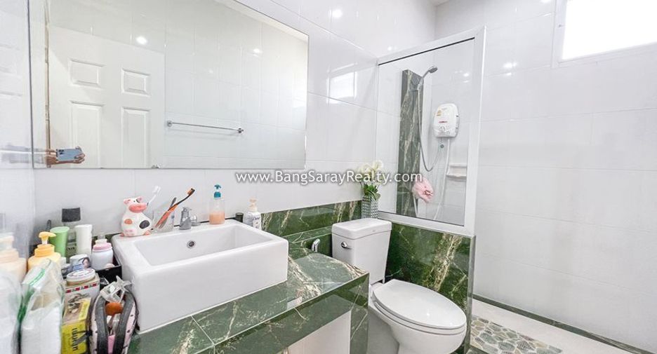 For sale 2 ベッドルーム house in Sattahip, Chonburi