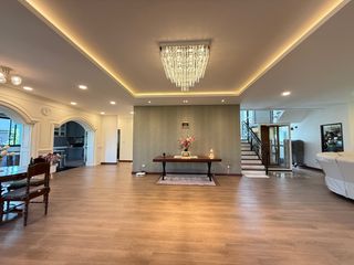 For sale 5 bedrooms house in Hang Dong, Chiang Mai