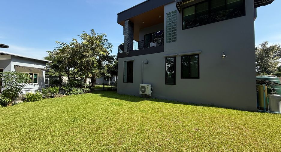 For sale 5 bedrooms house in Hang Dong, Chiang Mai