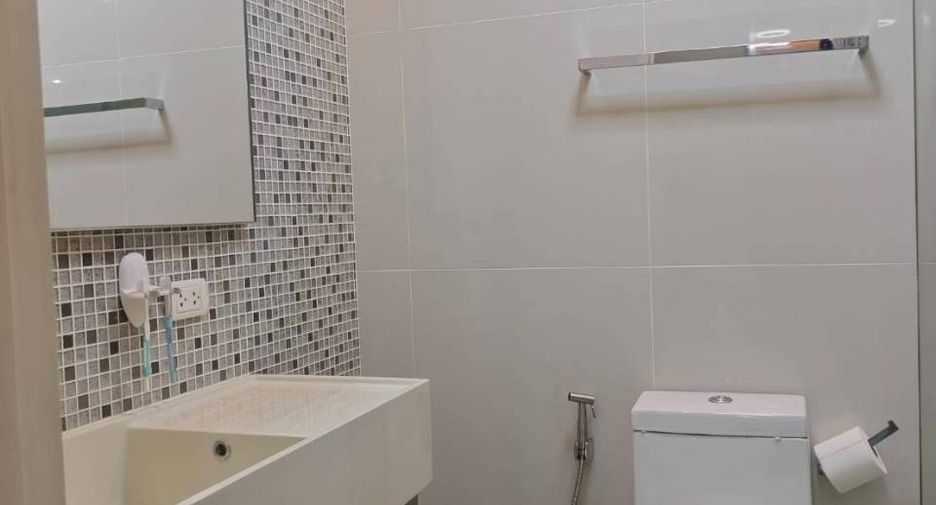 For sale 1 bed condo in Watthana, Bangkok