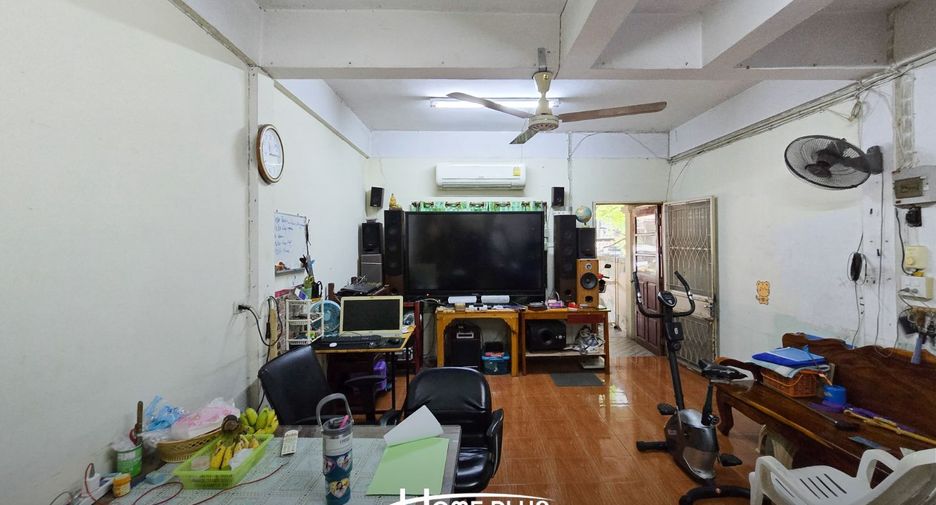 For sale 2 bedrooms townhouse in Nong Khaem, Bangkok