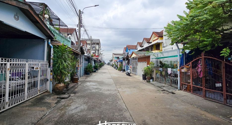 For sale 2 bedrooms townhouse in Nong Khaem, Bangkok