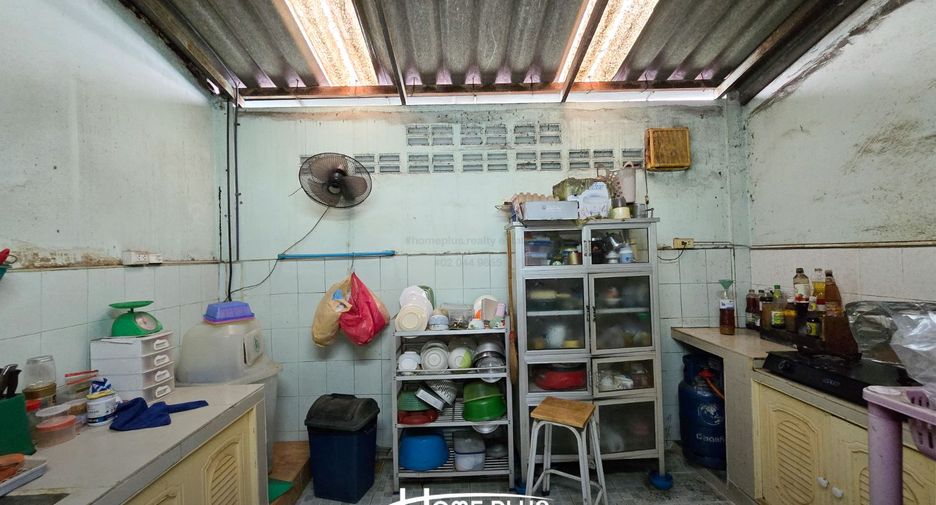For sale 2 bedrooms townhouse in Nong Khaem, Bangkok