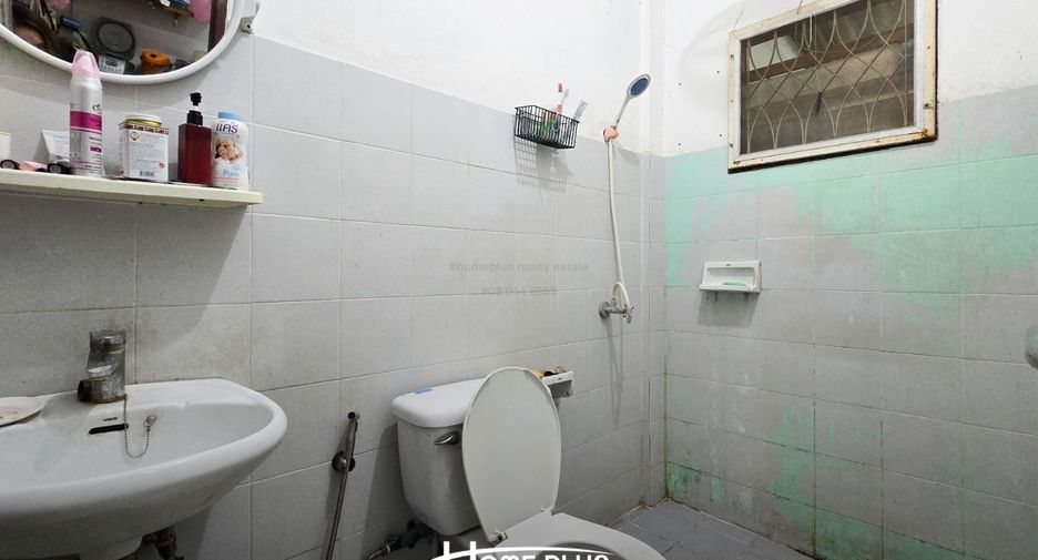 For sale 2 bedrooms townhouse in Nong Khaem, Bangkok