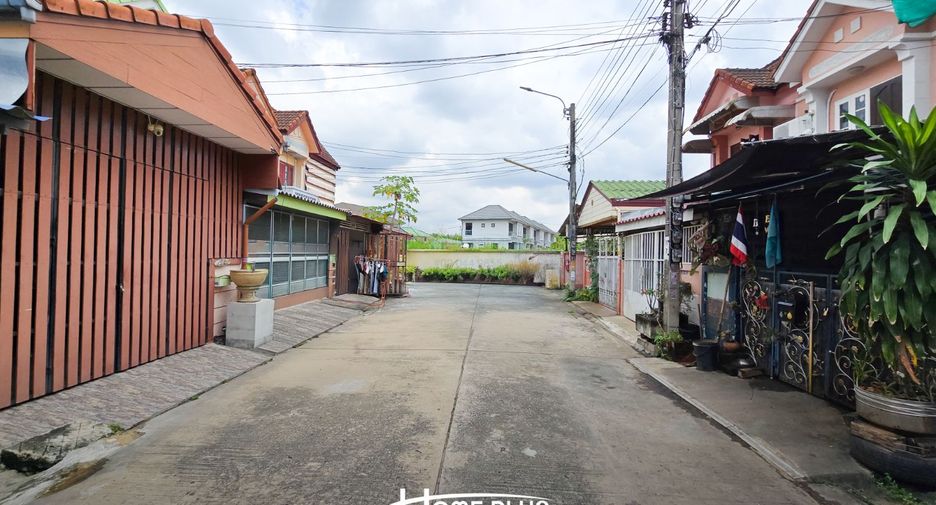 For sale 2 bedrooms townhouse in Nong Khaem, Bangkok