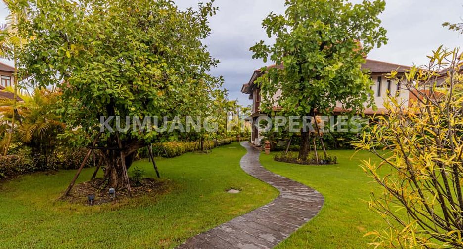 For rent and for sale 4 bedrooms house in Doi Saket, Chiang Mai