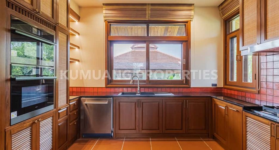 For rent and for sale 4 bedrooms house in Doi Saket, Chiang Mai