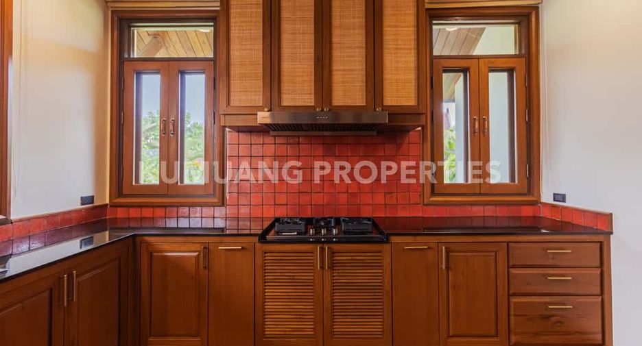 For rent and for sale 4 bedrooms house in Doi Saket, Chiang Mai
