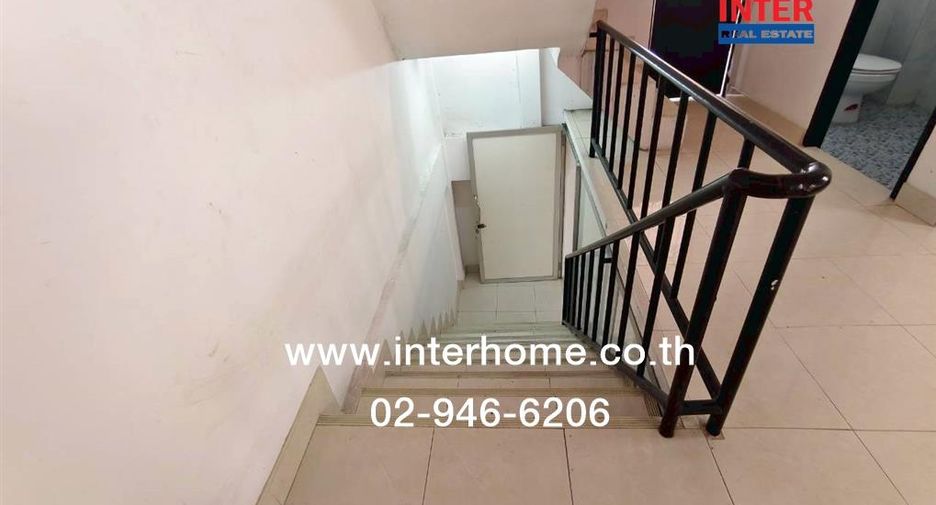 For sale 5 bedrooms retail Space in Bang Bon, Bangkok