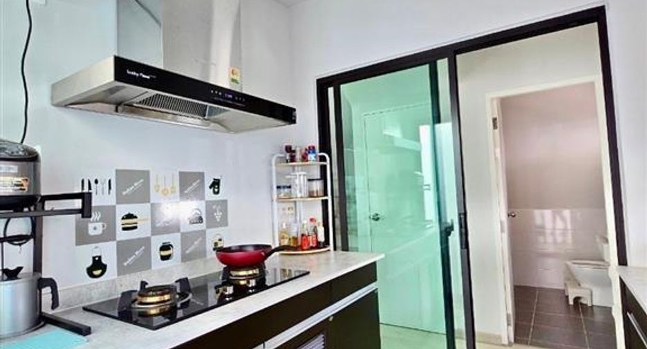 For sale 3 bedrooms house in Khlong Luang, Pathum Thani