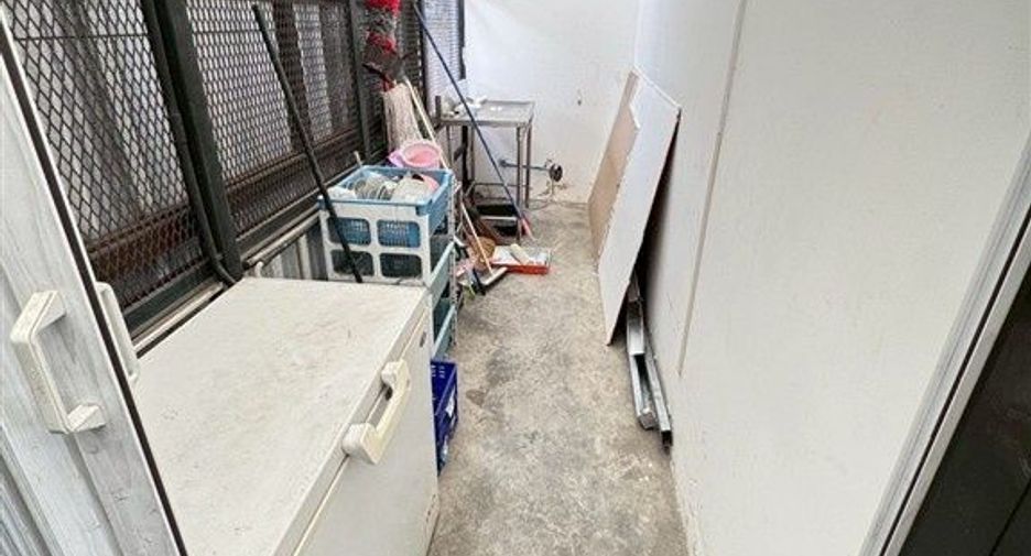 For rent and for sale retail Space in Sai Mai, Bangkok