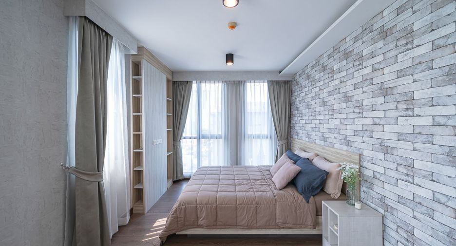 For rent and for sale 3 bedrooms condo in Phra Khanong, Bangkok