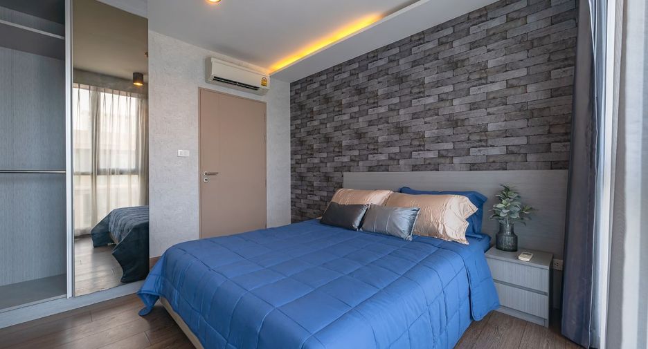 For rent and for sale 3 bedrooms condo in Phra Khanong, Bangkok