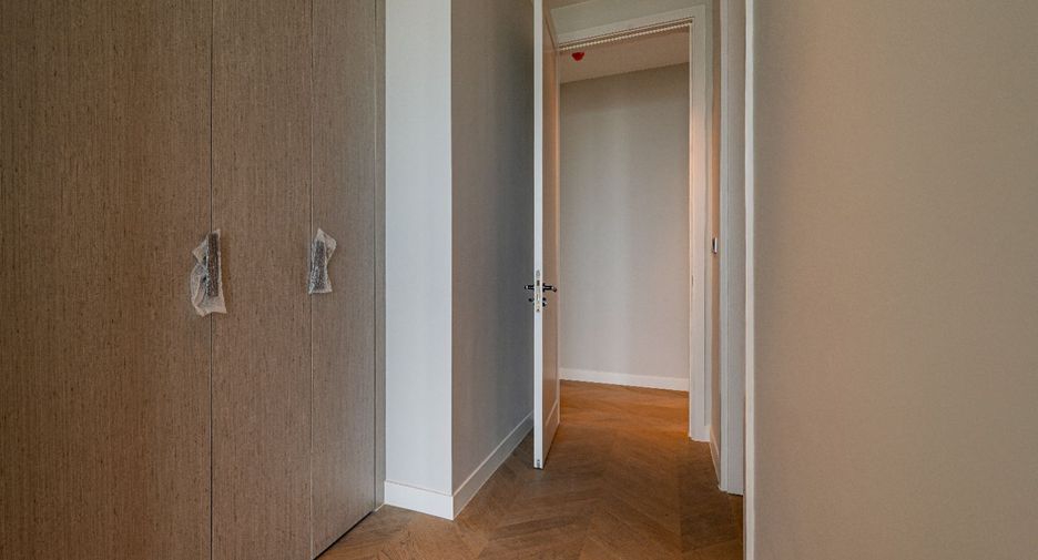 For sale 3 bedrooms condo in Sathon, Bangkok