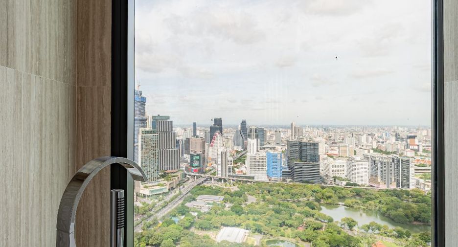 For sale 3 bedrooms condo in Sathon, Bangkok