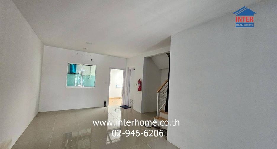 For rent and for sale 3 bedrooms townhouse in Mueang Pathum Thani, Pathum Thani