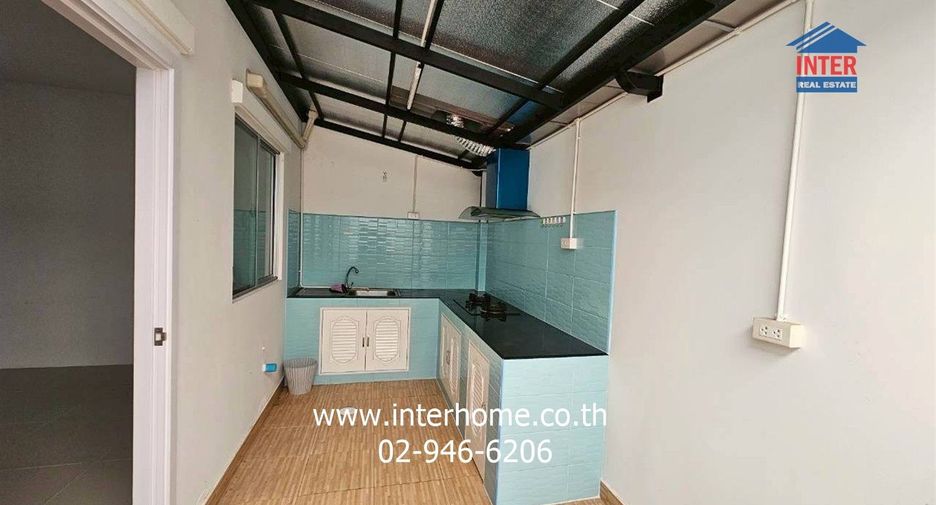 For rent and for sale 3 bedrooms townhouse in Mueang Pathum Thani, Pathum Thani
