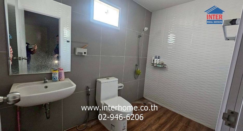 For rent and for sale 3 bedrooms townhouse in Mueang Pathum Thani, Pathum Thani