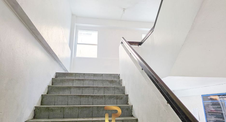 Wohnung zum Kauf mit Studio in Bang Lamung, Chonburi