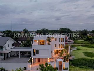 For sale 8 bedrooms house in San Sai, Chiang Mai