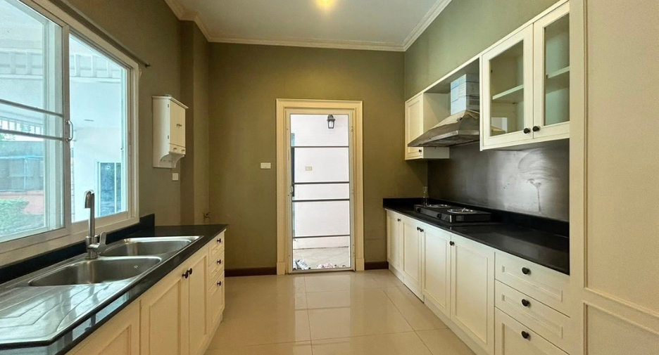 ขาย 6 ห้องนอน บ้านเดี่ยว ใน สันทราย, เชียงใหม่