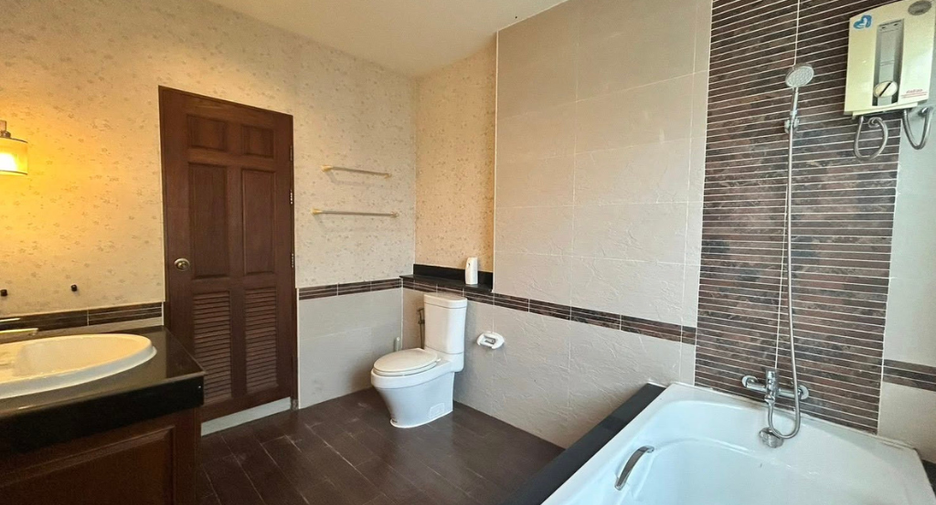 ขาย 6 ห้องนอน บ้านเดี่ยว ใน สันทราย, เชียงใหม่