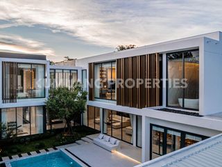 For sale 5 bedrooms house in Mueang Chiang Mai, Chiang Mai