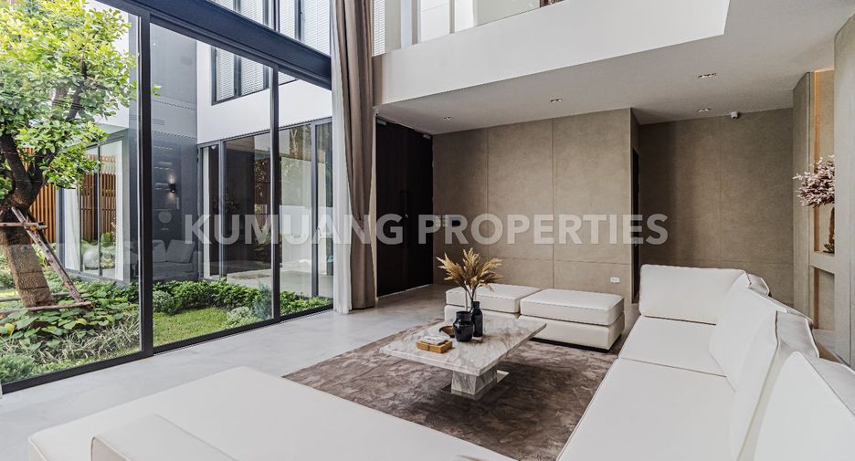 For sale 5 bedrooms house in Mueang Chiang Mai, Chiang Mai
