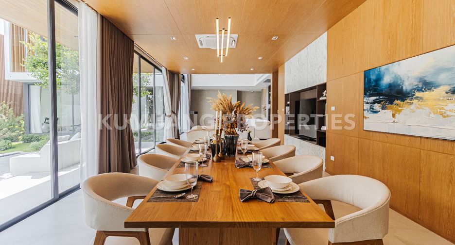For sale 5 bedrooms house in Mueang Chiang Mai, Chiang Mai