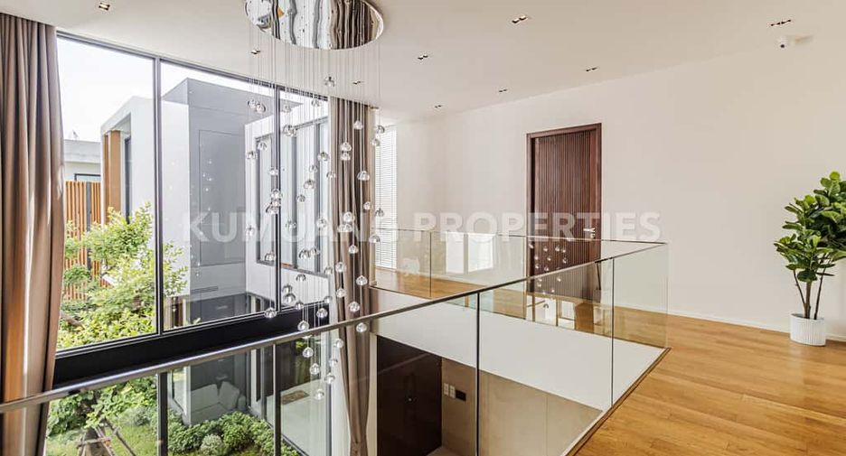 For sale 5 bedrooms house in Mueang Chiang Mai, Chiang Mai