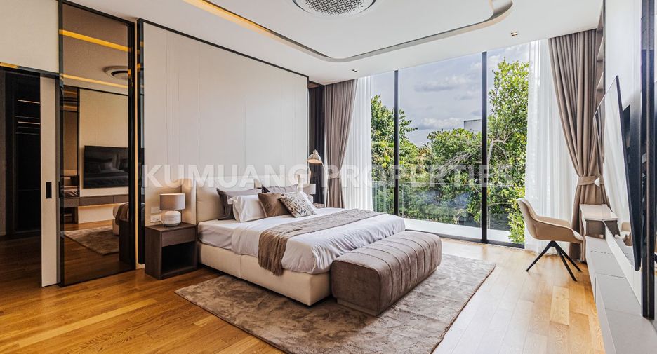For sale 5 bedrooms house in Mueang Chiang Mai, Chiang Mai