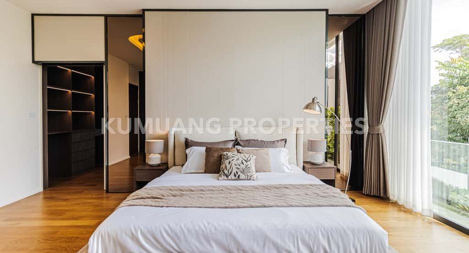 For sale 5 bedrooms house in Mueang Chiang Mai, Chiang Mai