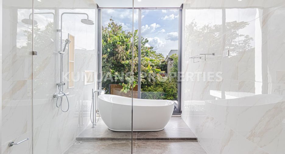 For sale 5 bedrooms house in Mueang Chiang Mai, Chiang Mai
