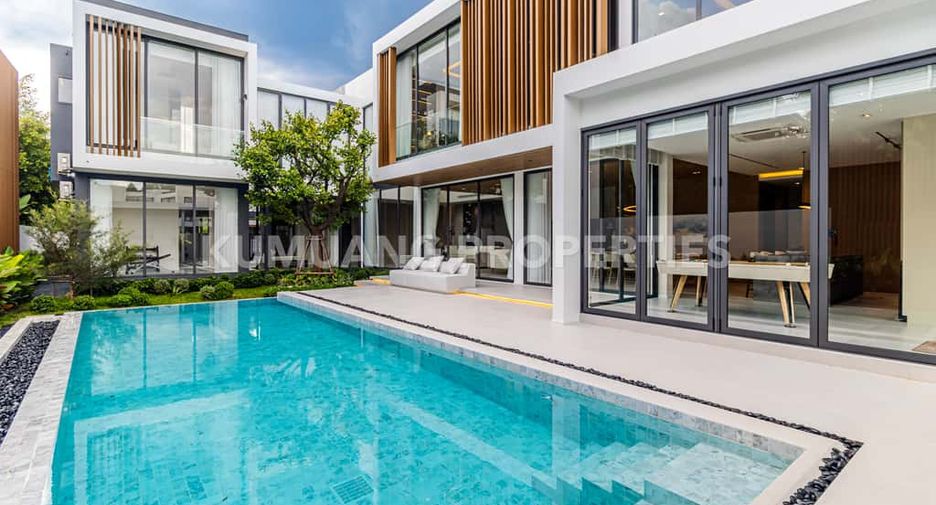 For sale 5 bedrooms house in Mueang Chiang Mai, Chiang Mai