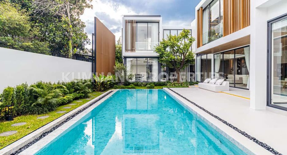 For sale 5 bedrooms house in Mueang Chiang Mai, Chiang Mai