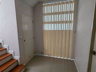 出售 4 卧室 独立屋 在 Mueang Samut Sakhon, Samut Sakhon