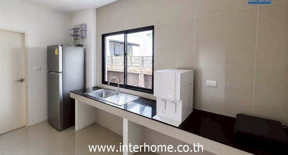 For sale 4 bedrooms house in Mueang Samut Sakhon, Samut Sakhon