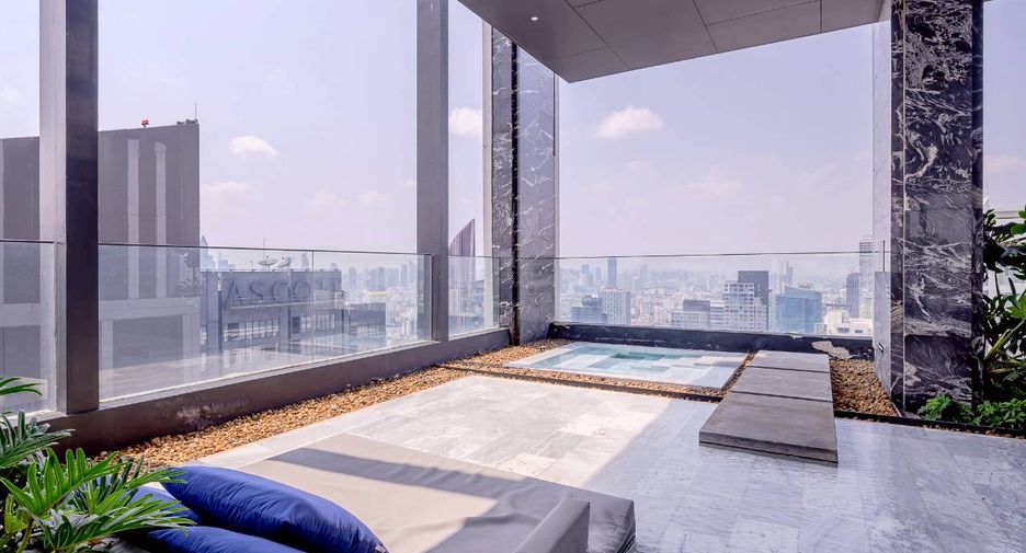 Wohnung zur Miete und zum Kauf mit 3 Zimmer in Khlong Toei, Bangkok