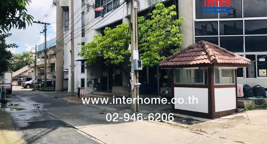 出售 1 卧室 公寓 在 Din Daeng, 曼谷