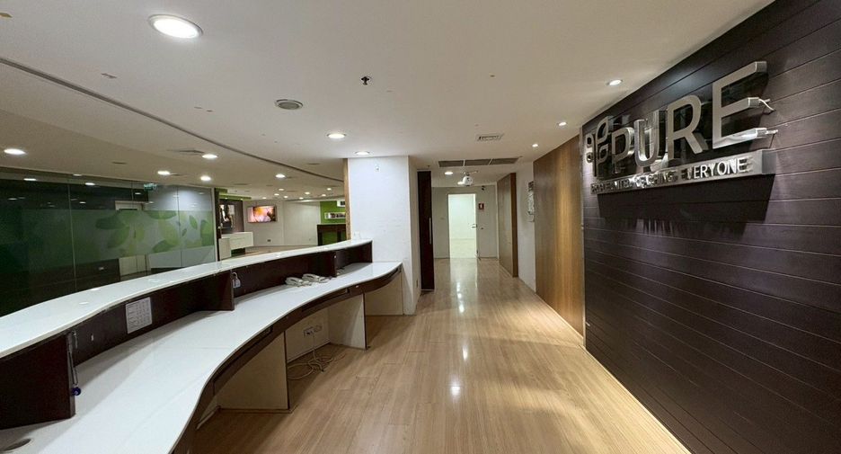 For rent office in Huai Khwang, Bangkok